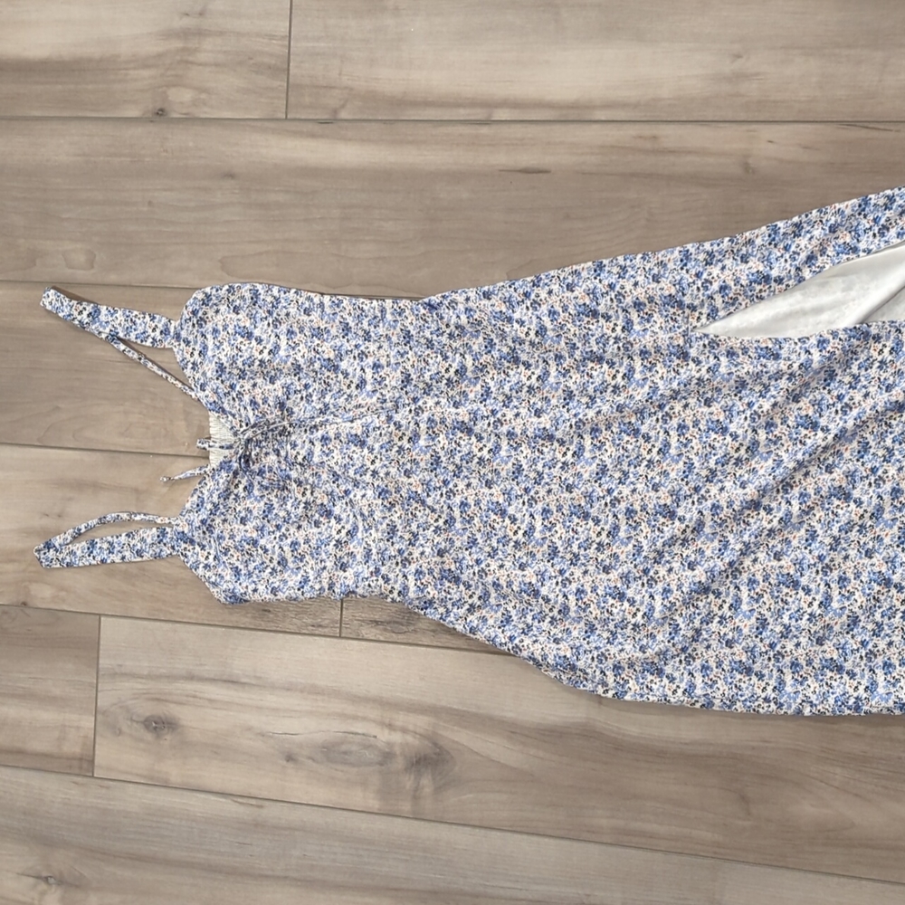 Abercrombie & Fitch Midi sun dress with slit